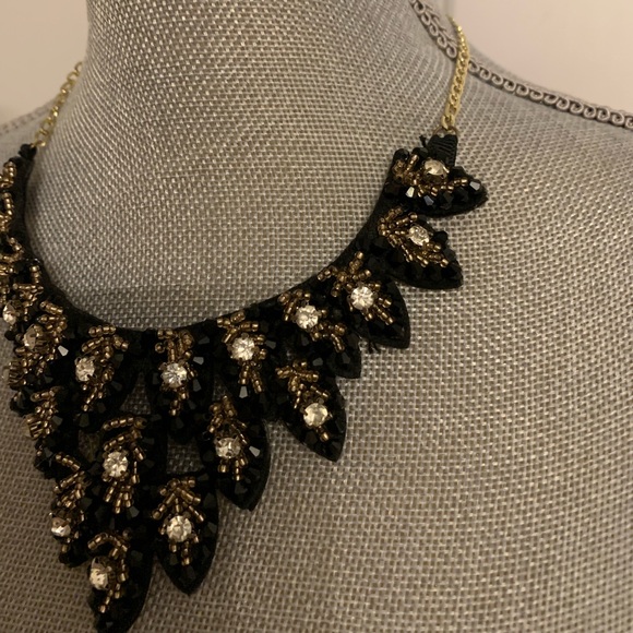 Beautiful Beaded Leather Necklace - Picture 4 of 9